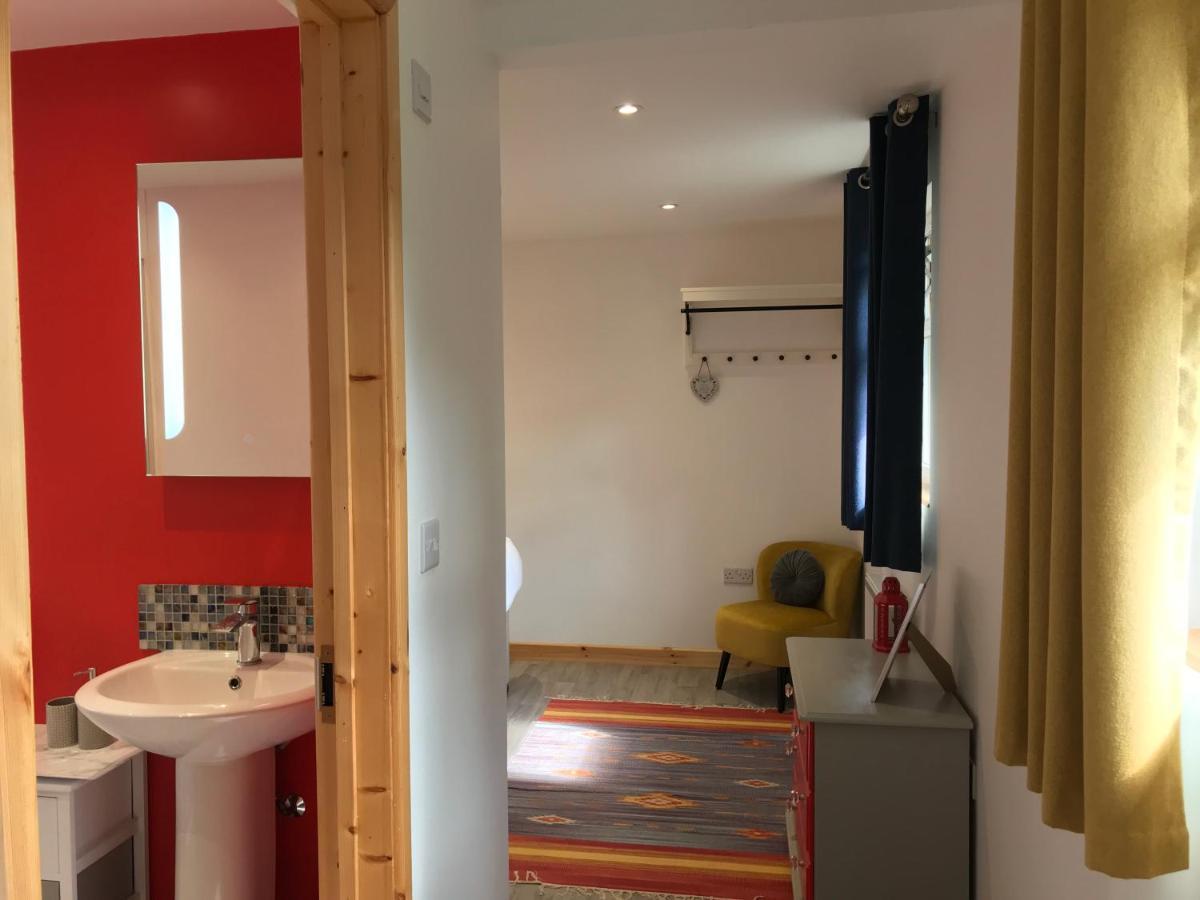 Woodpecker Glamping Cabin Bodmin Ngoại thất bức ảnh